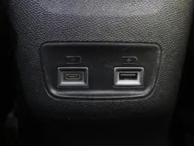 Peugeot 208 1.2 Hybride eDSC6 145 GT Automaat Carplay 3D Cockpit Clima Camer thumbnail 32