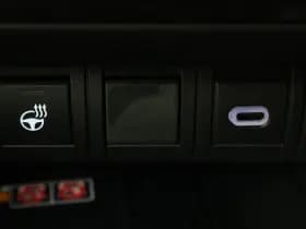 Toyota C-HR 2.0 PHEV 220PK Dynamic Winterpack Camera Carplay Navigatie thumbnail 19