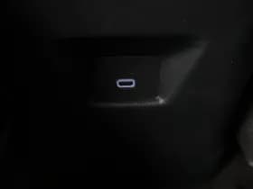 Toyota C-HR 2.0 PHEV 220PK Dynamic Winterpack Camera Carplay Navigatie thumbnail 24