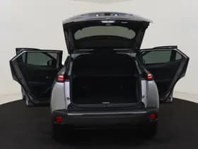 Peugeot E-2008 EV Allure 50 kWh thumbnail 12