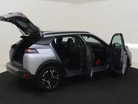 Peugeot E-2008 EV Allure 50 kWh thumbnail 13