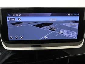 Peugeot E-2008 EV Allure 50 kWh thumbnail 25