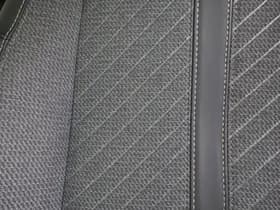 Peugeot E-2008 EV Allure 50 kWh thumbnail 30