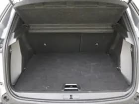 Peugeot E-2008 EV Allure 50 kWh thumbnail 34