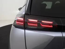 Peugeot E-2008 EV Allure 50 kWh thumbnail 37