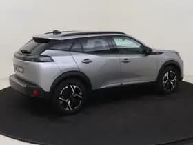 Peugeot E-2008 EV Allure 50 kWh thumbnail 5