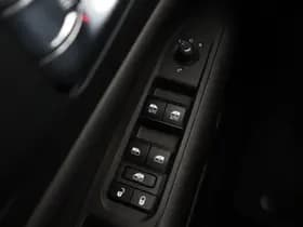 Jeep Compass thumbnail 19