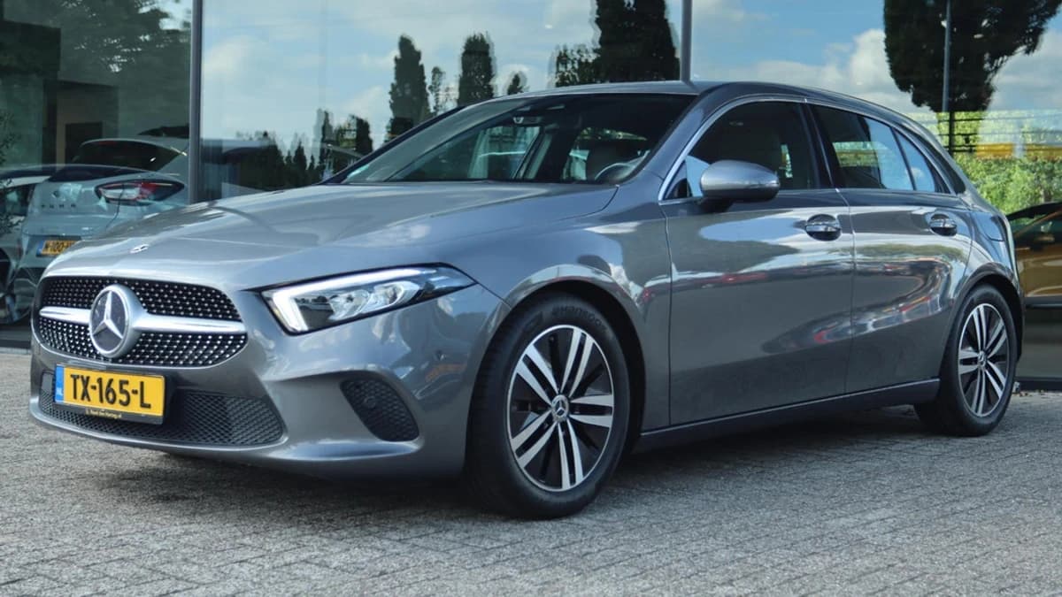 Mercedes-Benz A-Klasse 180 PREMIUM AUT. — foto 1