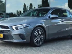 Mercedes-Benz A-Klasse 180 PREMIUM AUT.