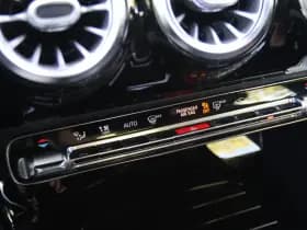 Mercedes-Benz A-Klasse 180 PREMIUM AUT. thumbnail 37