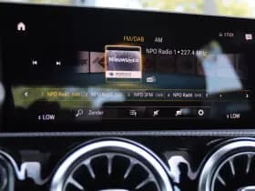 Mercedes-Benz A-Klasse 180 PREMIUM AUT. thumbnail 42