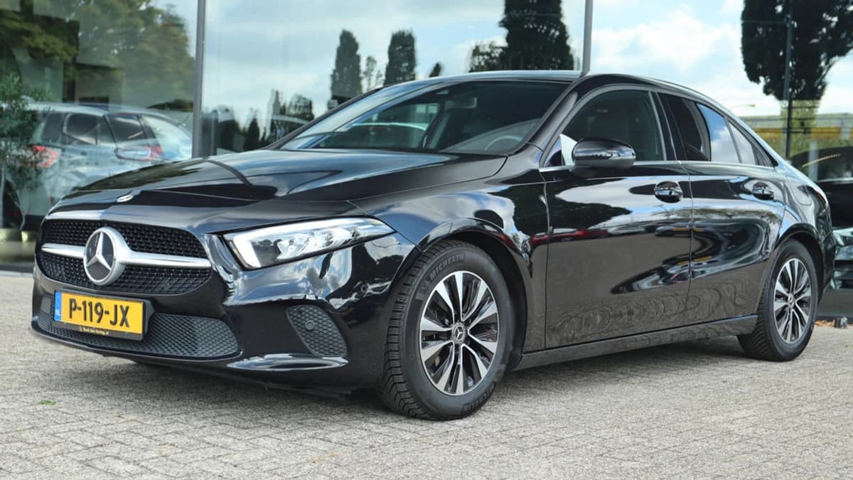 Mercedes-Benz A-Klasse 180 BUSINESS SOLUTION AUT. — foto 1