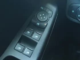 Ford Fiesta 1.0 ECOBOOST AUT. HYBRID TITANIUM thumbnail 22