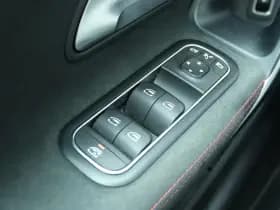 Mercedes-Benz A-Klasse 250E BUSINESS SOLUTION AMG LIMITED thumbnail 31