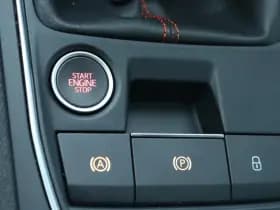 SEAT Leon 1.5 TSI FR LAUNCH EDITION thumbnail 43