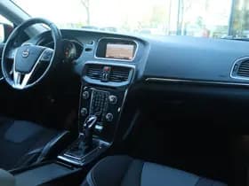 Volvo V40 1.5 T2 NORDIC+ ORIG. NL thumbnail 3