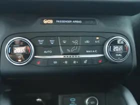 Ford Kuga 2.5 PHEV VIGNALE thumbnail 44