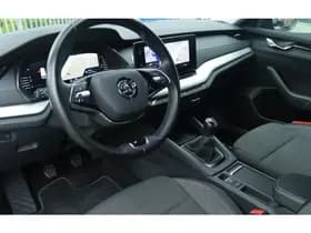 Škoda Octavia COMBI 1.0 TSI BUSINESS EDITION thumbnail 17