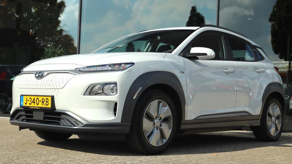 Hyundai KONA EV 64 KWH 3 FASE — foto 1