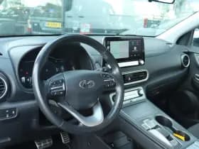 Hyundai KONA EV 64 KWH 3 FASE thumbnail 16
