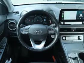 Hyundai KONA EV 64 KWH 3 FASE thumbnail 17