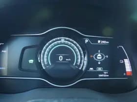 Hyundai KONA EV 64 KWH 3 FASE thumbnail 25