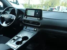 Hyundai KONA EV 64 KWH 3 FASE thumbnail 6
