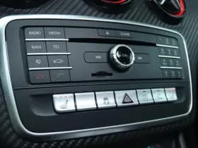 Mercedes-Benz A-Klasse AMG 45 4MATIC 381PK thumbnail 35