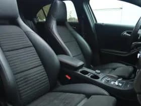 Mercedes-Benz A-Klasse AMG 45 4MATIC 381PK thumbnail 6