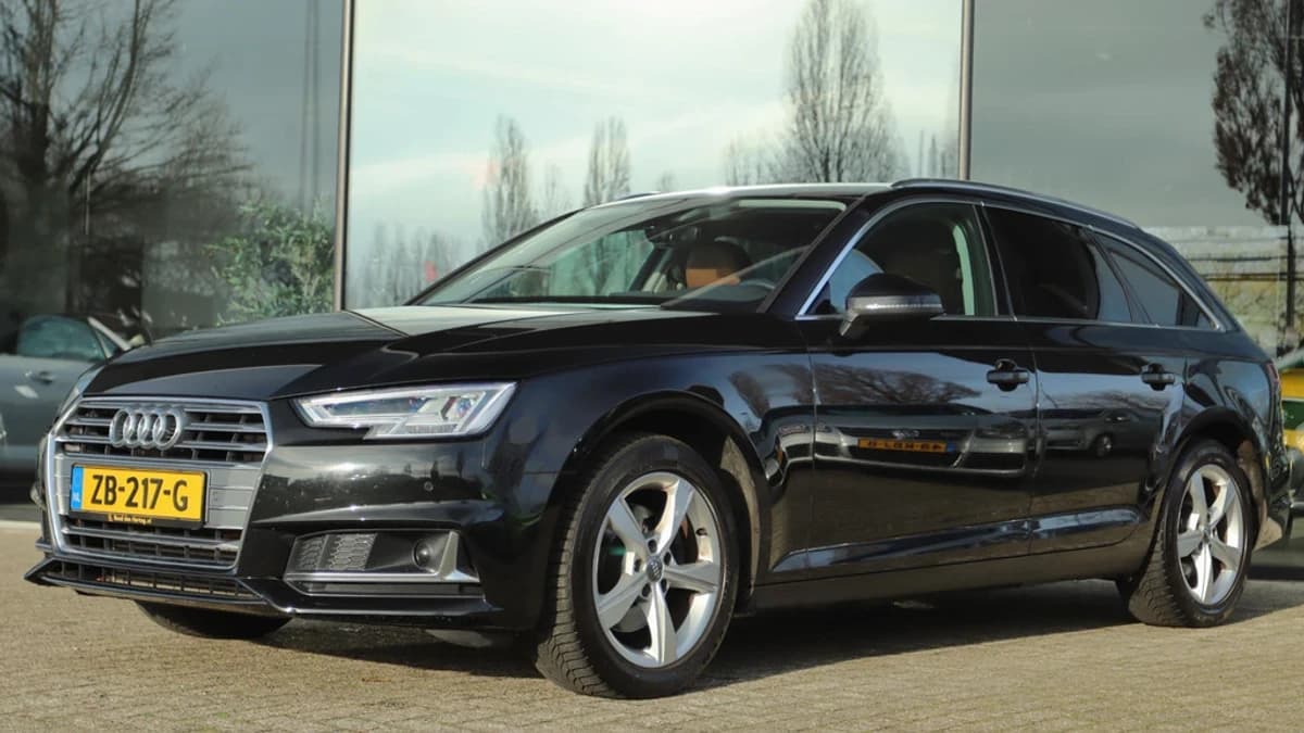 Audi A4 AVANT 35 TFSI AUT. SPORT LEASE ED. — foto 1