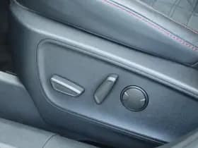 Ford Kuga 2.5 PHEV ST-LINE X thumbnail 5