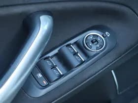 Ford Mondeo 2.3-16V TITANIUM thumbnail 31