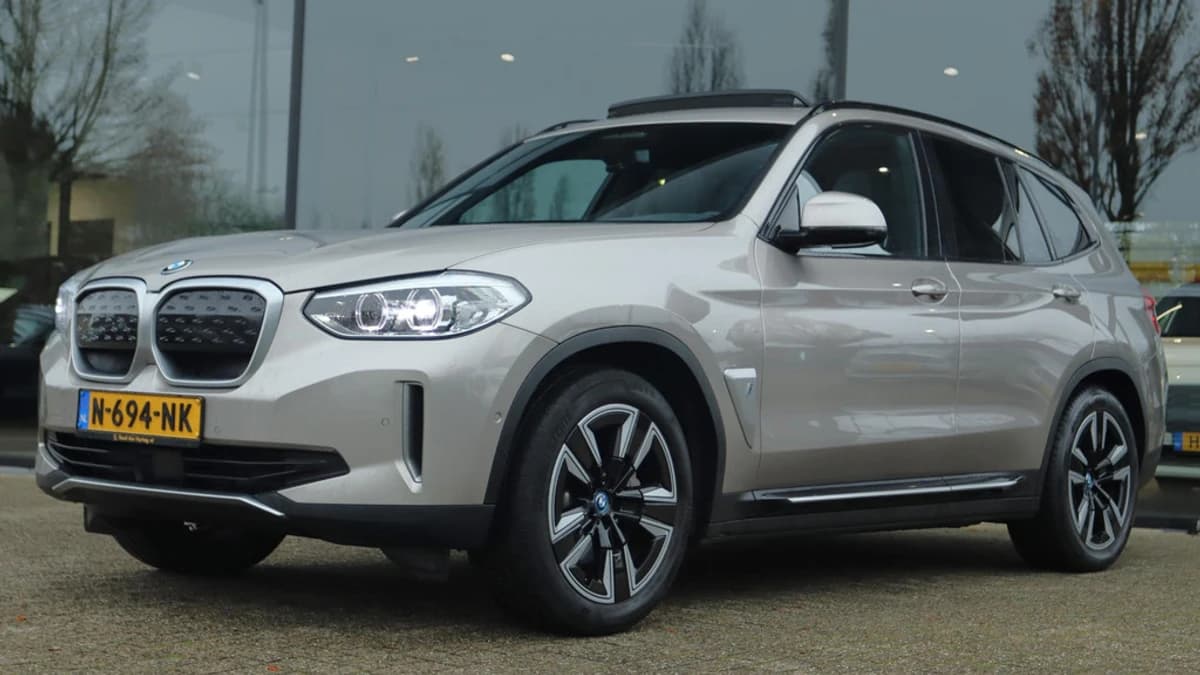 BMW IX3 EXECUTIVE 80 KWH SOH 95% — foto 1