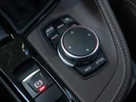 BMW X1 SDRIVE16D CORPORATE LEASE SPORT thumbnail 24