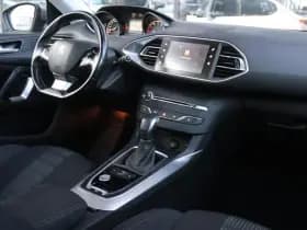 Peugeot 308 SW 1.2 PT BLUE LEASE PREMIUM AUT. thumbnail 7