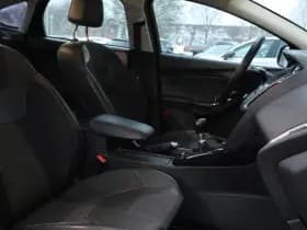 Ford Focus 1.0 TITANIUM ED. thumbnail 3