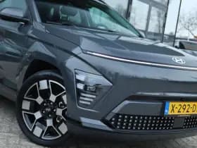 Hyundai KONA Electric PREMIUM 65.4 kWh thumbnail 9