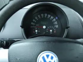 Volkswagen New Beetle 1.6 thumbnail 16