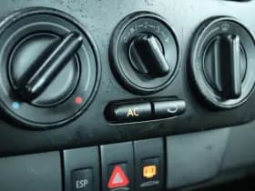 Volkswagen New Beetle 1.6 thumbnail 20