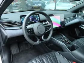 BYD Seal DESIGN RWD 82.5 KWH thumbnail 3