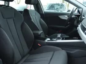 Audi A4 AVANT 35 TFSI ADVANCED EDITION thumbnail 4