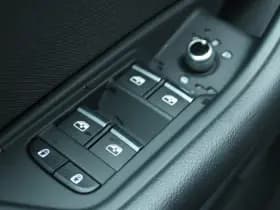 Audi A4 AVANT 35 TFSI ADVANCED EDITION thumbnail 42