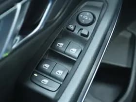 BMW 3-serie 320I HIGH EXECUTIVE M-SPORT thumbnail 26