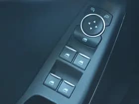 Ford Fiesta 1.0 EB AUTOMAAT ST-LINE + TREKHAAK thumbnail 23