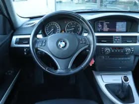 BMW 3 Serie Touring 318I BUSINESS LINE thumbnail 12