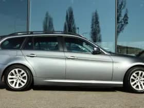 BMW 3 Serie Touring 318I BUSINESS LINE thumbnail 7