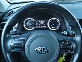 Kia Niro 1.6 GDI HYBRID EXECUTIVELINE thumbnail 16