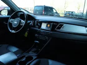 Kia Niro 1.6 GDI HYBRID EXECUTIVELINE thumbnail 6