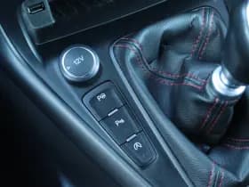 Ford FOCUS Wagon 1.5 150PK RED EDITION ST-LINE thumbnail 25