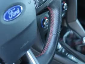 Ford FOCUS Wagon 1.5 150PK RED EDITION ST-LINE thumbnail 32